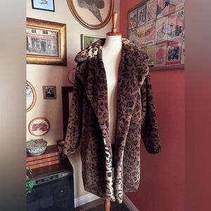 Vintage-Inspired Cavalini Leopard Print Faux Fur Coat